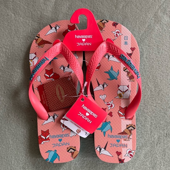 SOLD NWT Havaianas Slip ons Japan Edition size 7/8W 6/7M - Picture 1 of 4